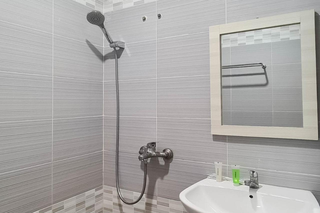 Gaia Asri Hotel Pamanukan Hilir Kültér fotó