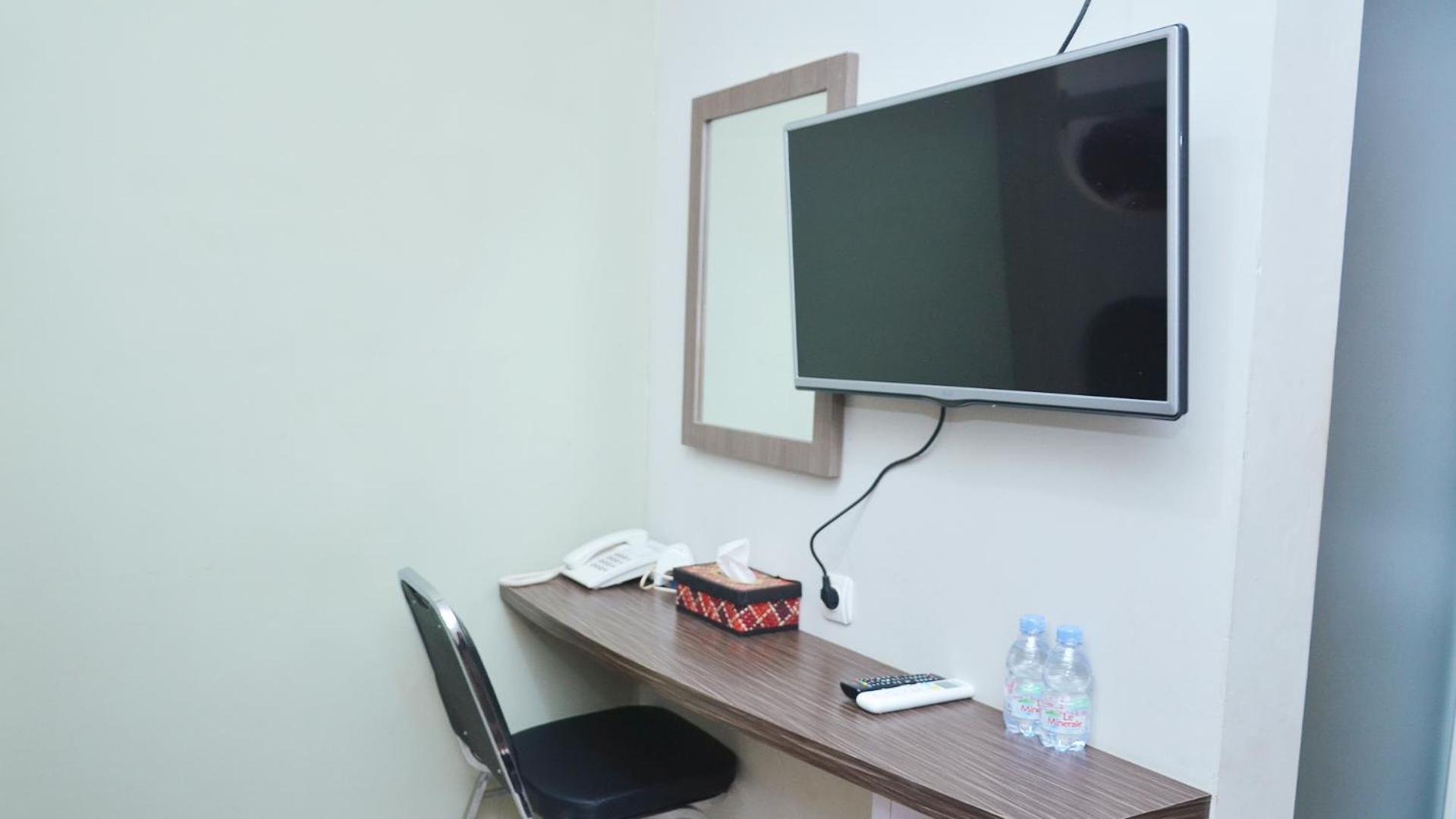 Gaia Asri Hotel Pamanukan Hilir Szoba fotó
