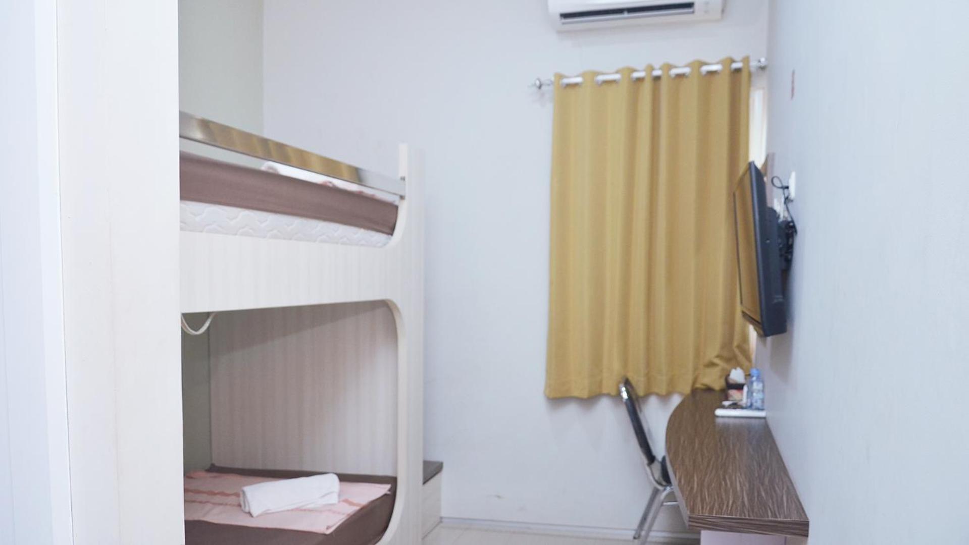 Gaia Asri Hotel Pamanukan Hilir Szoba fotó